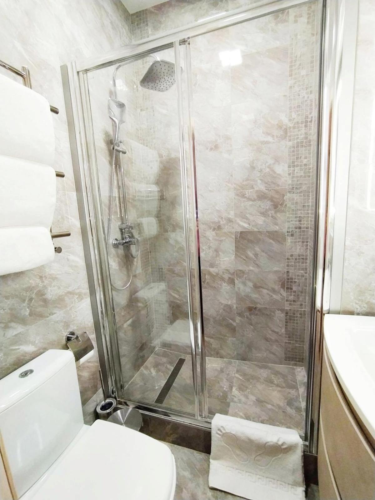 Apartment Жд Вокзал, Центр Lviv Room photo